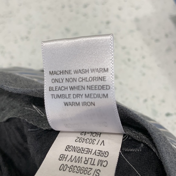 Banana Republic Tailored Pants - Picture 5 of 7